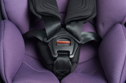 Scaun auto Profesional dedicat pentru copil, BABY JOLIE PRESTIGE LUXURY IDL Collection ,picior telescopic stabil, Pentru 3 grupe de greutate intre 0-36 Kg, Tehnologie ISOFIX , Rotire 360 grade cu Reglarea pozitiei de somn, Violet