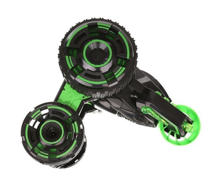 Masinuta cu telecomanda idealSTORE, Green Furios Car, Dimensiuni 30 x 15 x 9.5 cm, Echipata cu 5 roti, Acrobatii uimitoare sunt insotite de efecte de iluminare interesante care fac distractia si mai atractiva