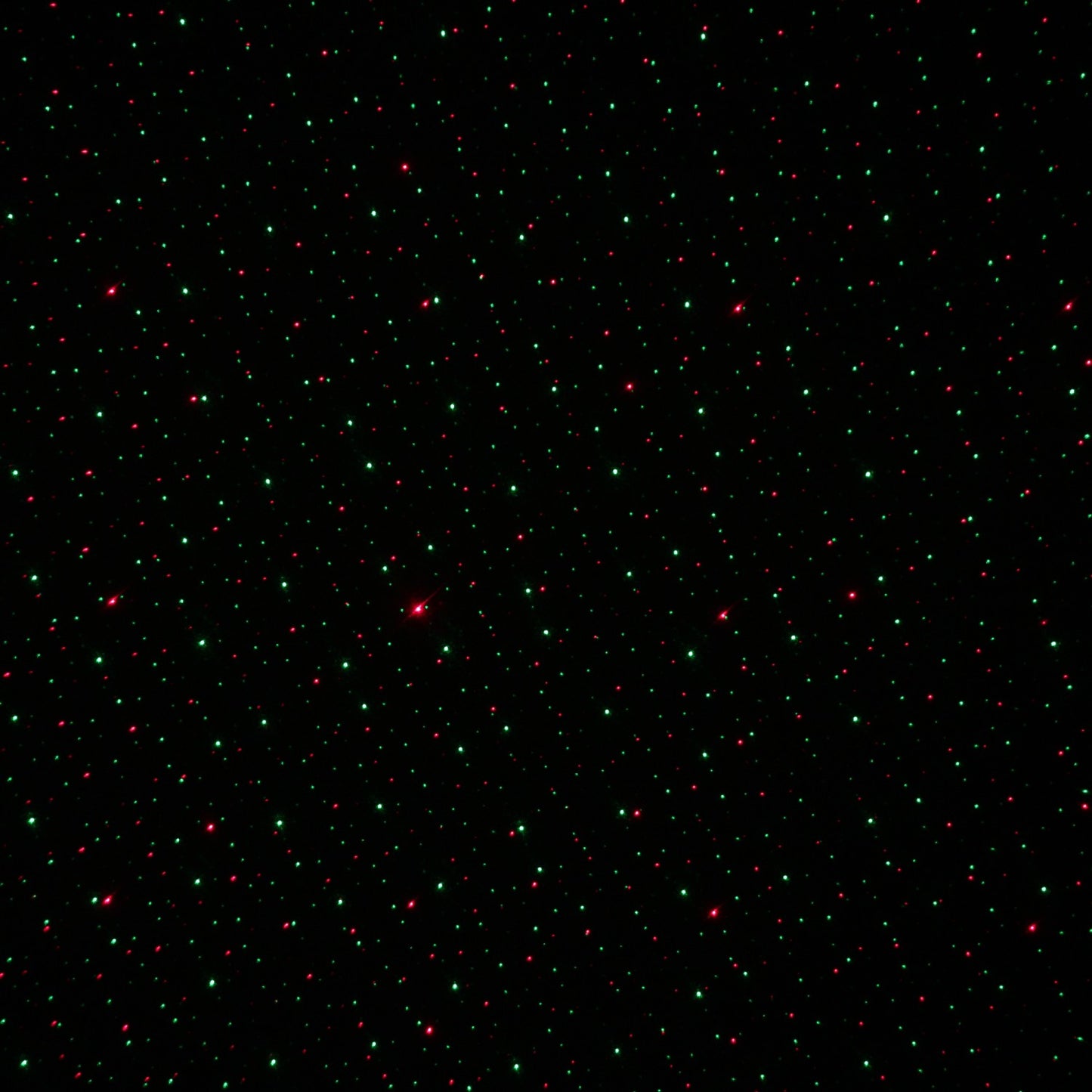 Instalatie Craciun IDL Laser Shower cu telecomanda si microfon pentru iluminarea interioara a locuintei, Efecte multiple, Proiectii de imagini si jocuri de lumini bicolore alaturi de set 12 fundite rosii pentru decorarea bradului