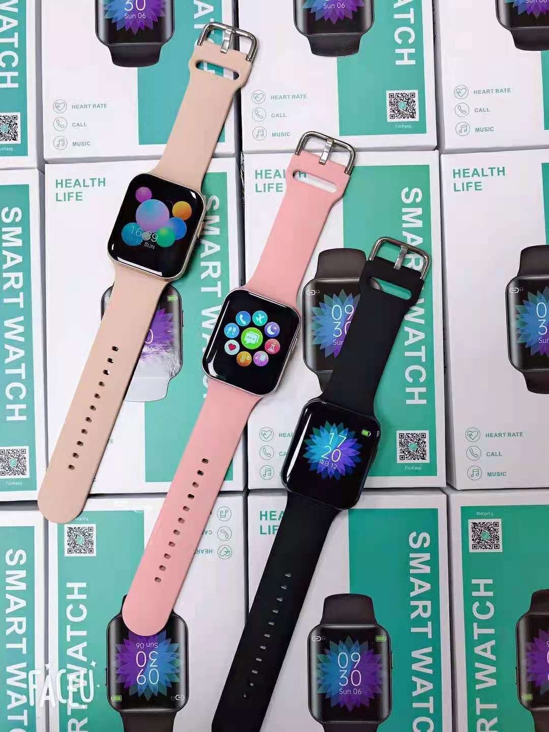 Ceas Smartwatch Pro Detail idealStore, Ecran Curbat 1.54 inch, Rezistent la Apa, Compatibil iOS si Android, Apel Vocal, Ritm Cardiac Complet, Monitorizarea Somnului, Sport, Auriu