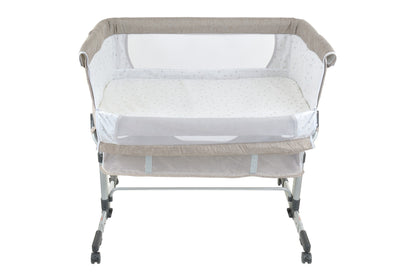 Patut de calatorie pliabil SUMMER BABY idealSTORE, Dimensiuni 80 x 95 x 60, Confectionat din aluminiu + Tesatura respirabila, Include plasa de tantar, cos pentru articole si jucarii, Ideal pentru calatoriile de vara, Culoare BEJ