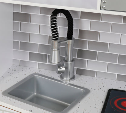 Bucatarie din lemn Multifunctionala Delux White-Kitchen idealSTORE, Echipata cu Frigider, Dozator de Apa, Masina de Spalat, Cuptor, Plita cu 2 Arzatoare, Microunde, Telefon Mobil, Vopsea Non-Toxica, Lemn Premium MDF, Dimensiuni 105 x 99 x 34 cm