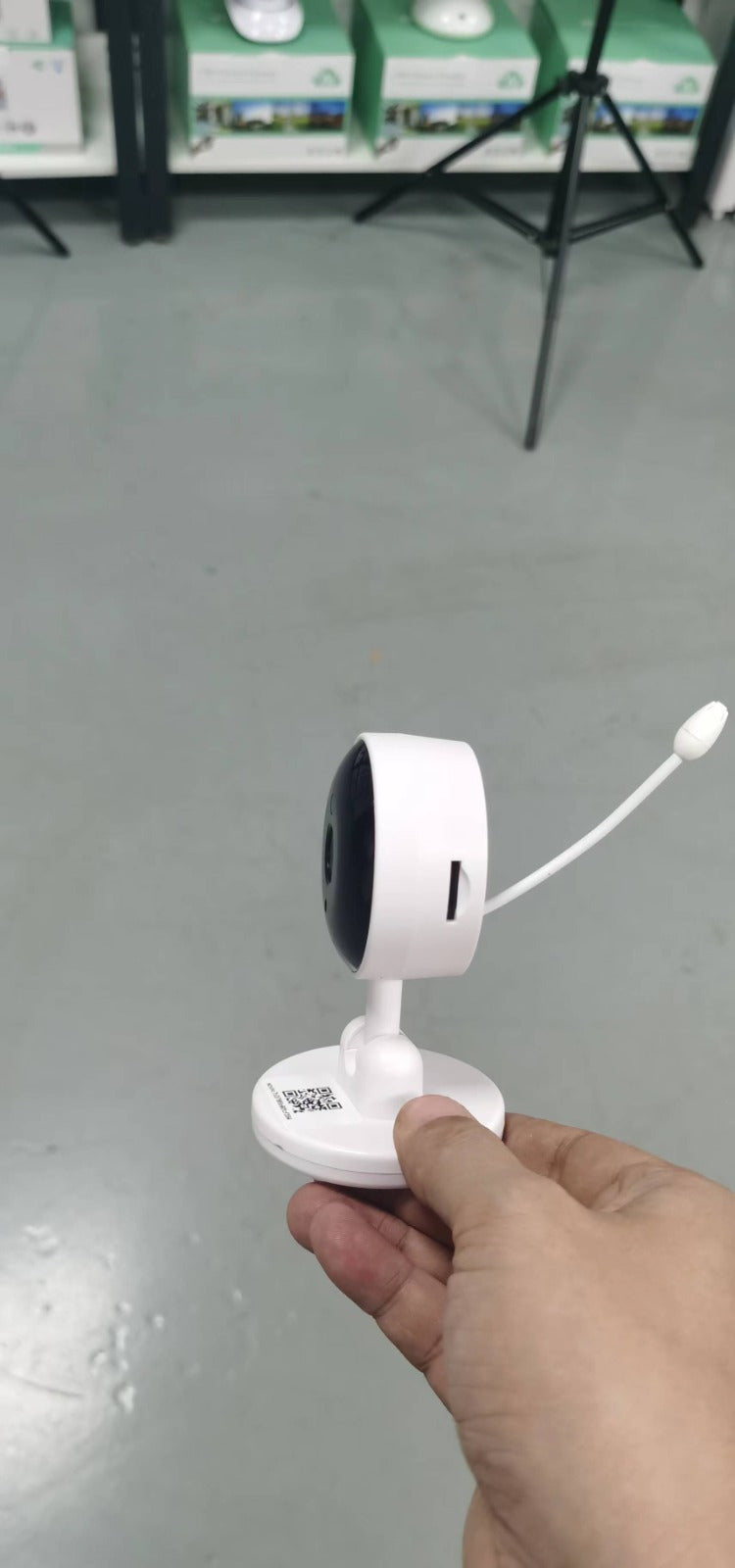 Baby Monitor idealStore SpyBonHD, Rotativ, Unghi Larg, Pornie de la Distanta, Pornire cu LED off, Detectare Sunet si Miscare, Audio bidirectional, Full HD Utilizatori Multiplii, Night Mode, Posibilitate Rotire Camera