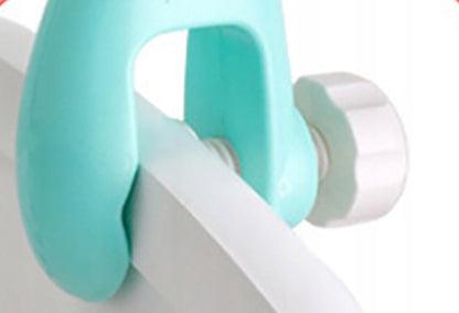 Carusel pentru patut cu lumina de veghe MagStar, First VIEW, 4 brate viu colorate cu diferite animalute zornaitoare, rotire 360grade, telecomanda