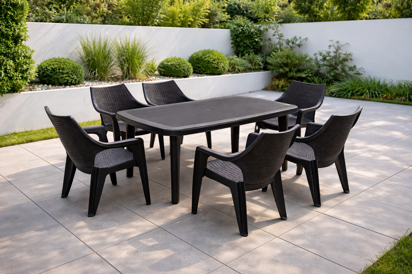 Set gradina cu masa si 6 scaune din plastic rezistent UV si intemperii, dimensiuni 135x85x72 cm, confort pentru familie
