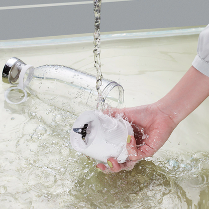 Blender Portabil pentru Bauturi, FreshJuice Smart, Incarcare Wireless, 4 Lame, Capacitate 350ml, Multifunctional, Alb