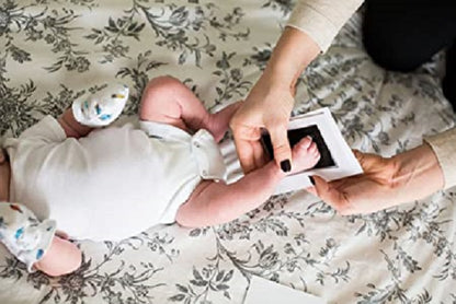 Kit amprenta cu tus, non-toxic, pentru bebelusi, dimensiuni amprenta 5.7 x 9.9 cm, negru Sim Online